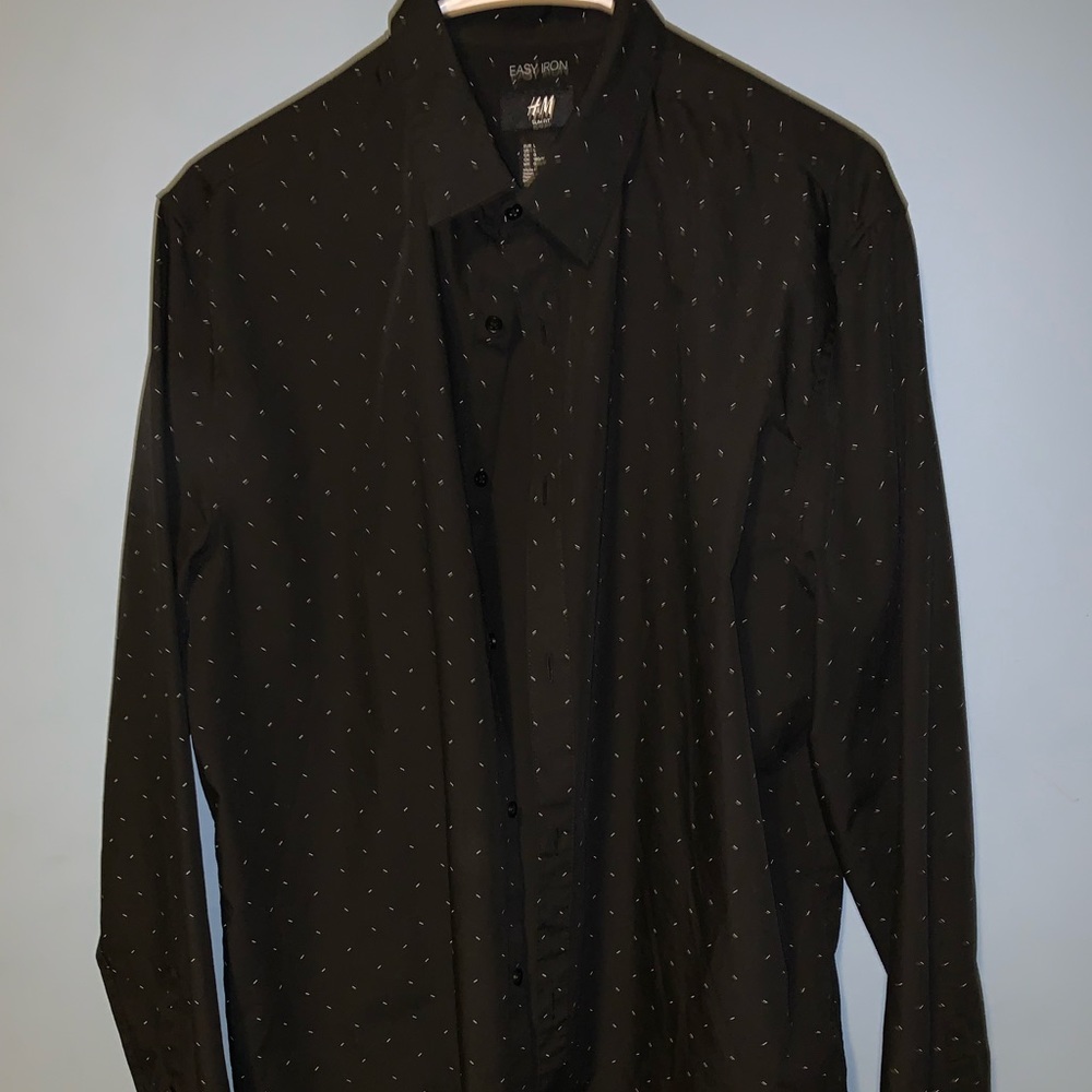 H&m black dressing shirt